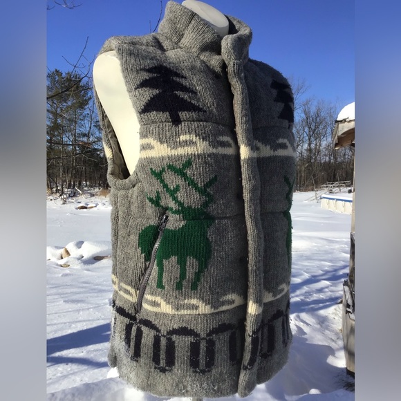 Cowichan Vest/Horacio Pagani/Italy/Heavy Knit - Picture 6 of 7